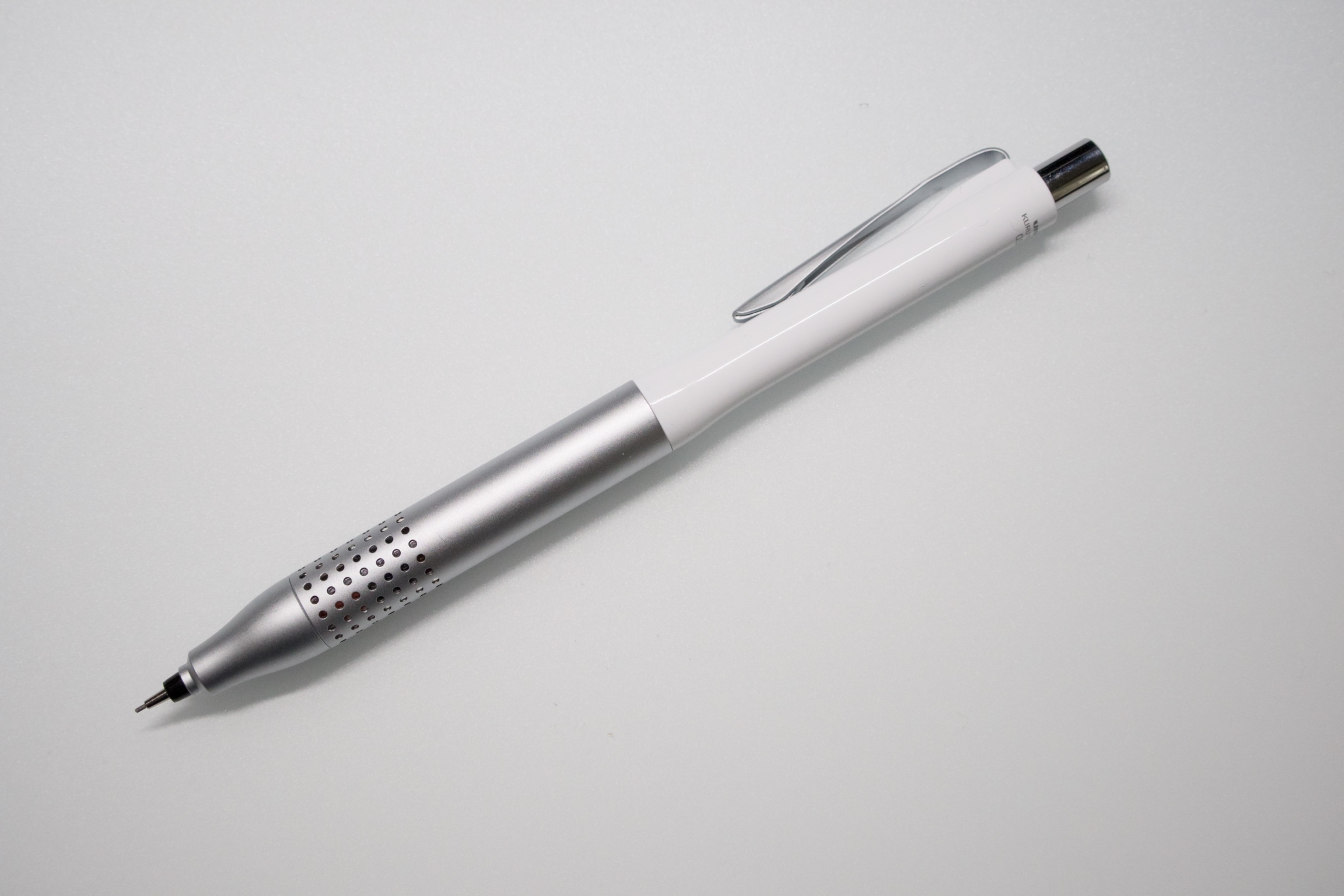 三菱 UNI KURU TOGA ADVANCE M5-1030 旋轉自動鉛筆